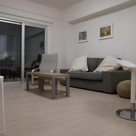 Down Town Luxury Suites Apartment Nicosia